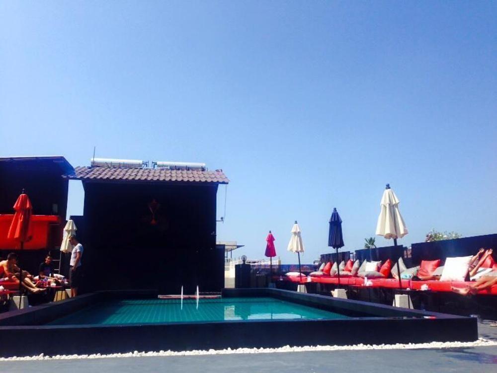 Sharaya Patong Hotel Luaran gambar