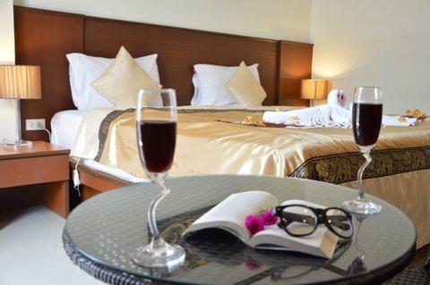 Sharaya Patong Hotel Luaran gambar