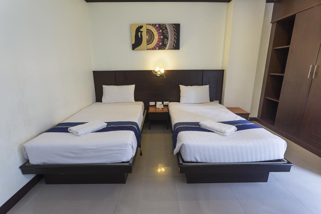 Sharaya Patong Hotel Luaran gambar