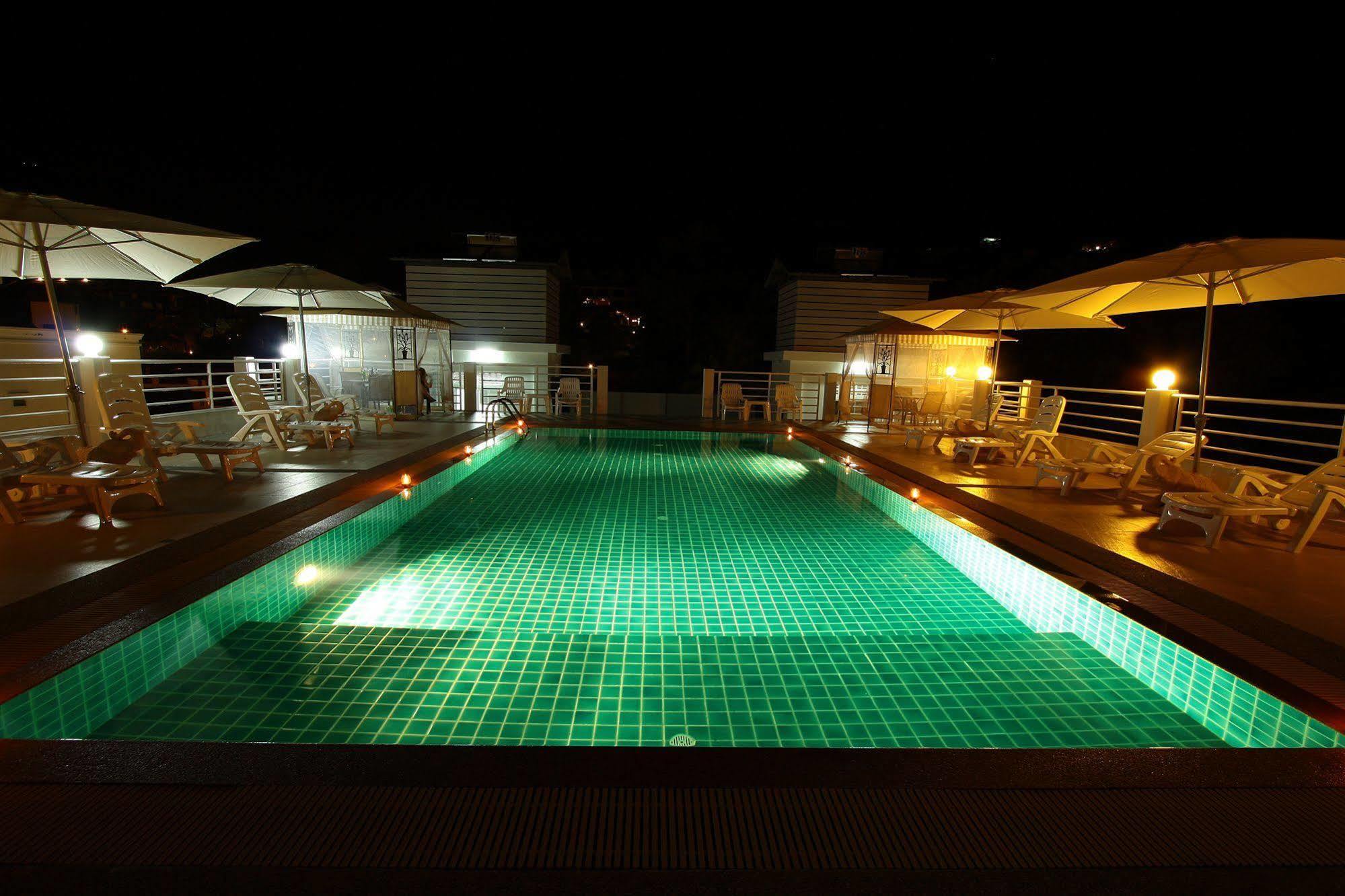 Sharaya Patong Hotel Luaran gambar